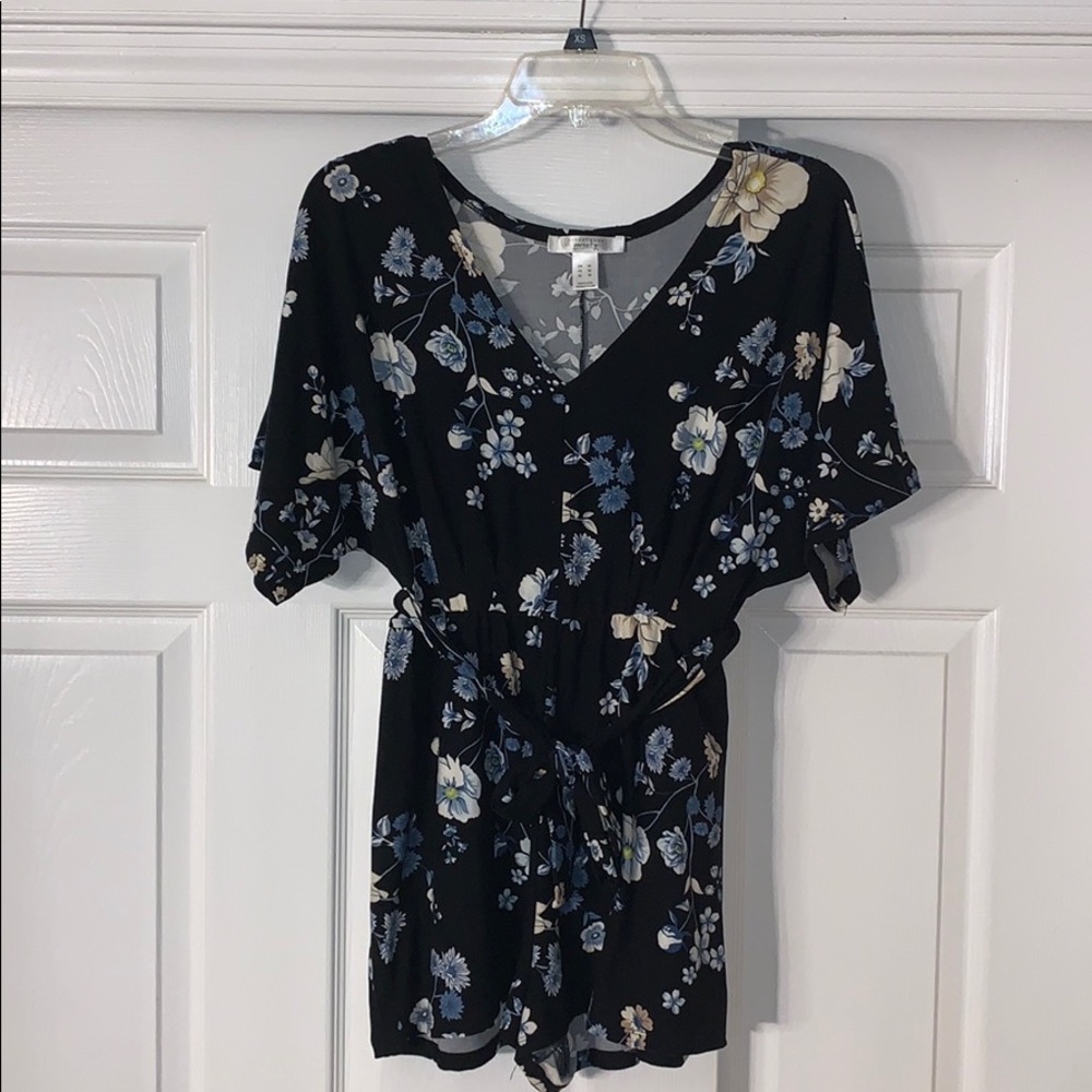 Pretty black blue and white floral romper